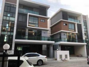 Home Office THE BEST VILLA  for rent  ถนนกิ่งแก้วซอย19  มี2หลังติ